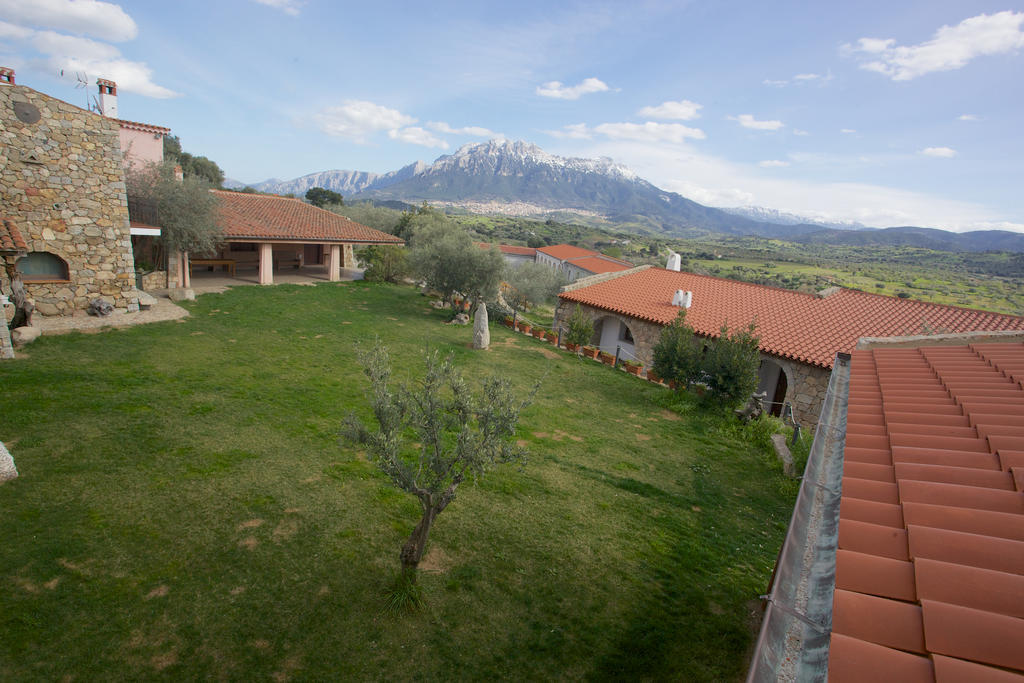 Villa Ermosuras à Nuoro  Extérieur photo