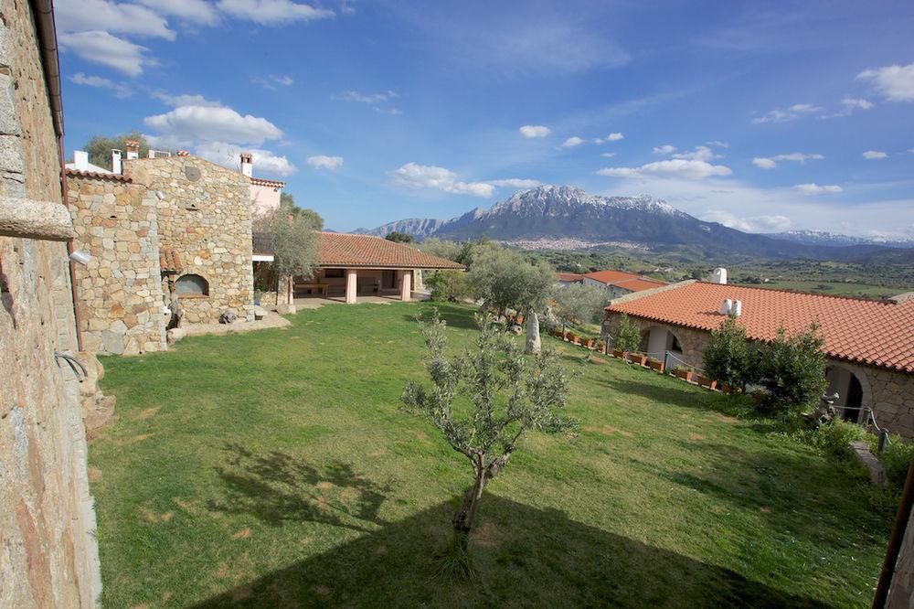 Villa Ermosuras à Nuoro  Extérieur photo