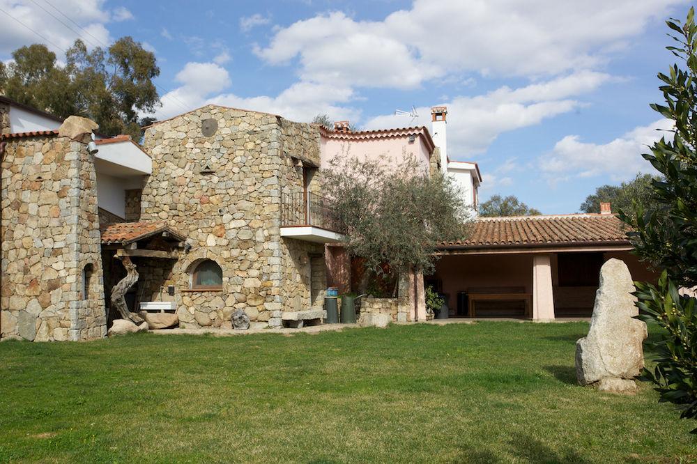Villa Ermosuras à Nuoro  Extérieur photo